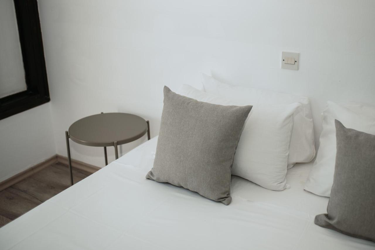 Ovis Hotel Apartments Ayia Napa Exterior foto