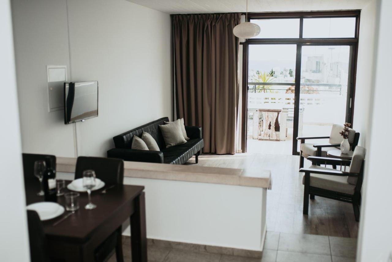 Ovis Hotel Apartments Ayia Napa Exterior foto