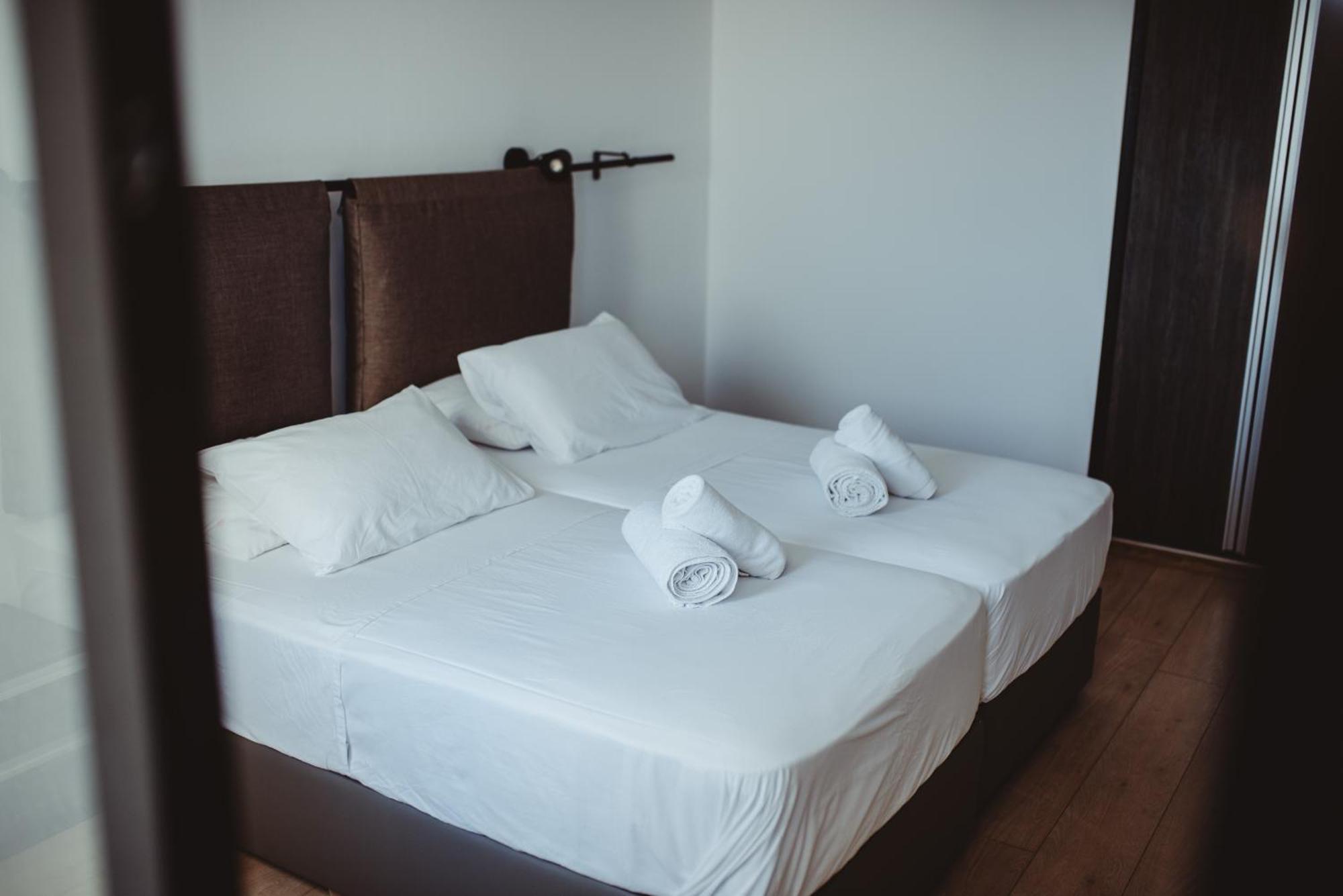 Ovis Hotel Apartments Ayia Napa Exterior foto
