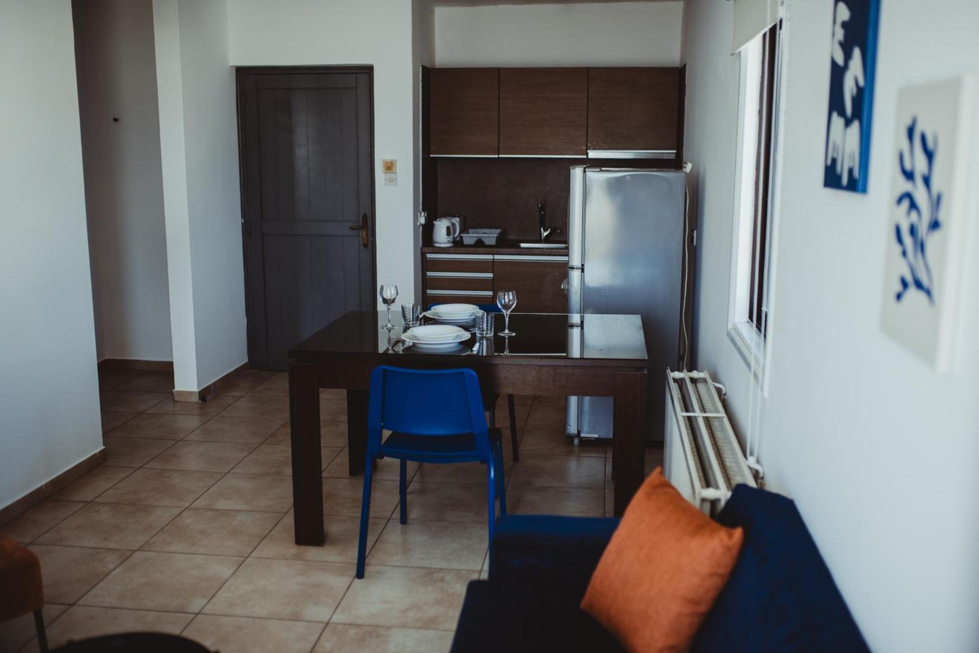 Ovis Hotel Apartments Ayia Napa Exterior foto